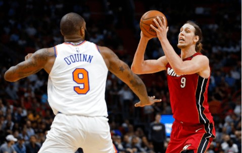 壹号-包含板球赛场再起风云：胶东青龙队火力全开中原火狐队，新援首秀制胜锋线火力回暖的词条