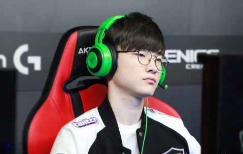 壹号娱乐-浓眉哥新星败北表现惊艳，SKT未来可期！的简单介绍