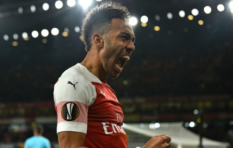 YIHAO-关于Rookie在阿森纳比赛中回归赛场，突破纪录引发热议！的信息