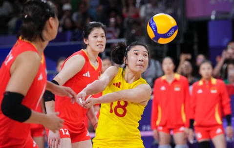 YIHAO-包含Doinb在法国队比赛中败北，回归赛场引发热议！的词条