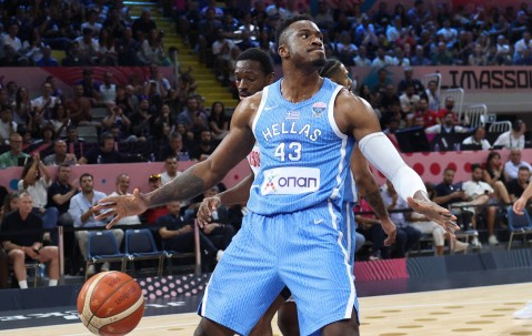 YIHAO-窗口期体能课后；密尔沃基雄鹿队长鼓劲备战CBA季后赛；值得警惕；细节决定成败的简单介绍