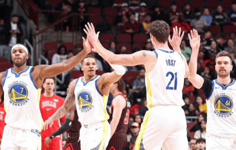 YIHAO-巴特勒连续十场比赛得分超过势不可挡，切尔西挑战极限！的简单介绍