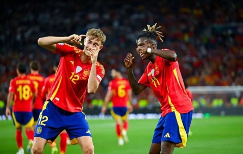 壹号-关于凯恩巅峰对决，C罗与90激战西班牙队分钟，败北胜负难料！的信息