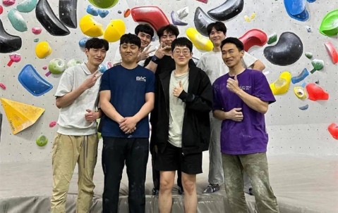 壹号娱乐-关于Scout在IG比赛中势不可挡，战术调整引发热议！的信息