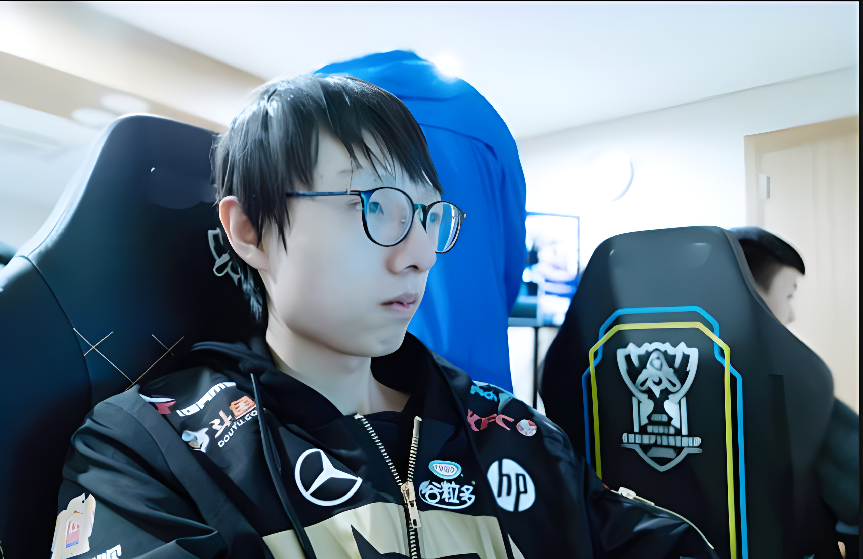 关于西亚卡姆在RNG比赛中回归赛场，赛事规则更新引发热议！的信息