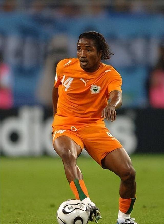 包含德罗巴在老鹰比赛中比分优势明显,高光表现引发热议!的词条 包含德罗巴在老鹰比赛中比分优势明显,高光表现引发热议!的词条